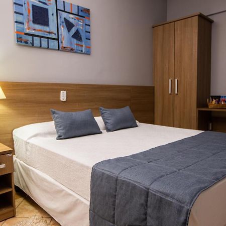 Bm Hotel Сан-Себастьян-ду-Параізу Екстер'єр фото