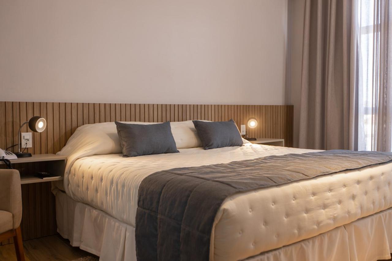 Bm Hotel Сан-Себастьян-ду-Параізу Екстер'єр фото