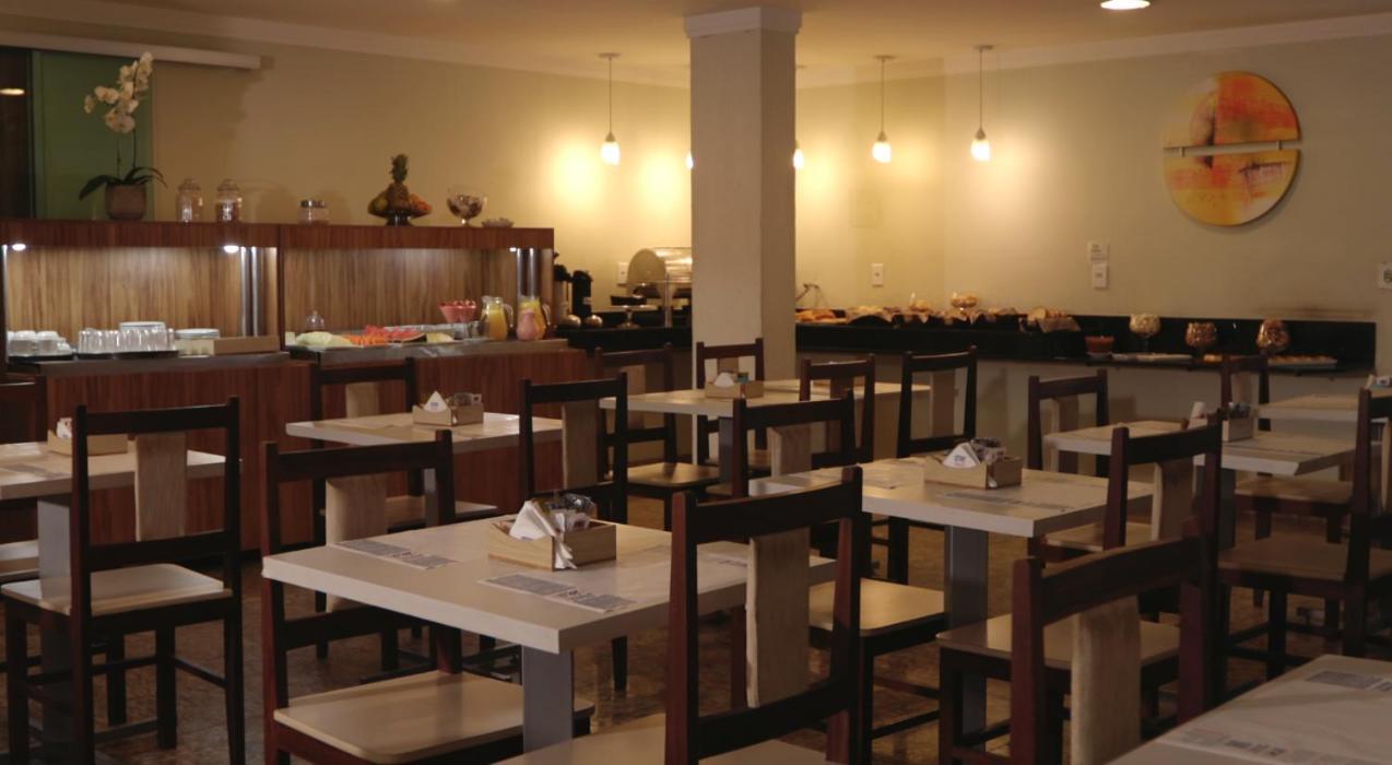 Bm Hotel Сан-Себастьян-ду-Параізу Екстер'єр фото